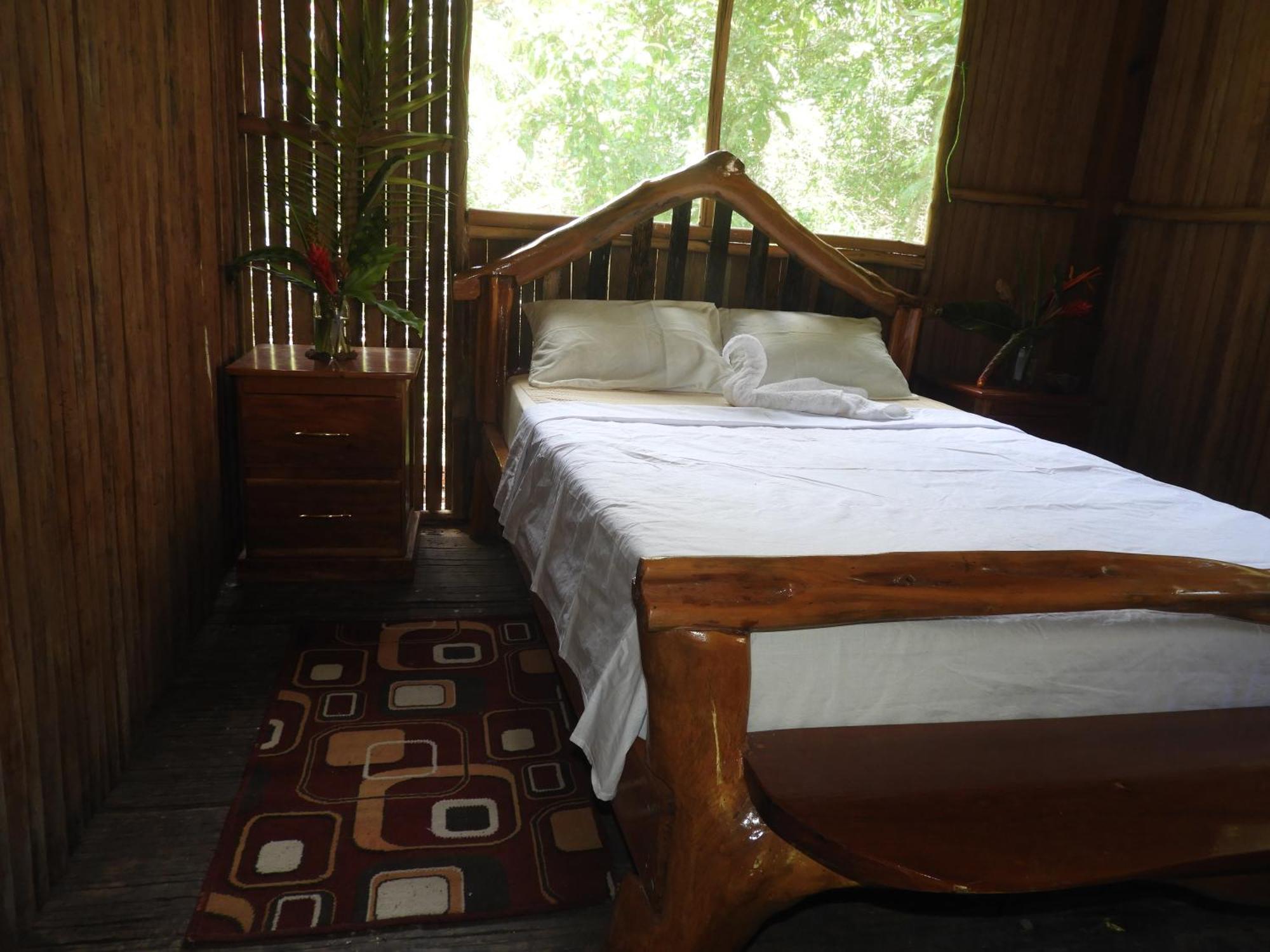 Hostel Castana Amazon Park Puerto Maldonado Zewnętrze zdjęcie